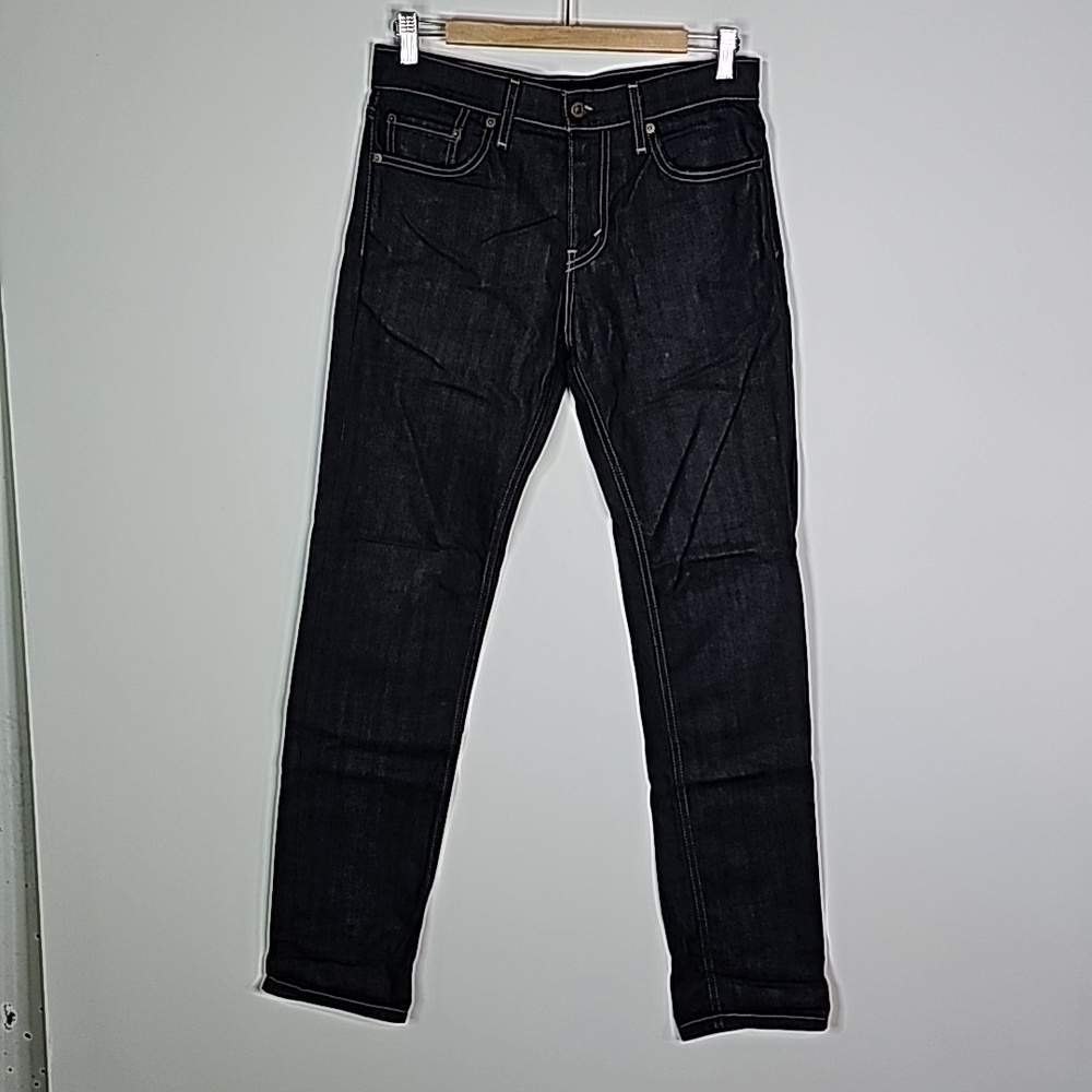 Levis 511 dark wash 30x32 straight leg jeans